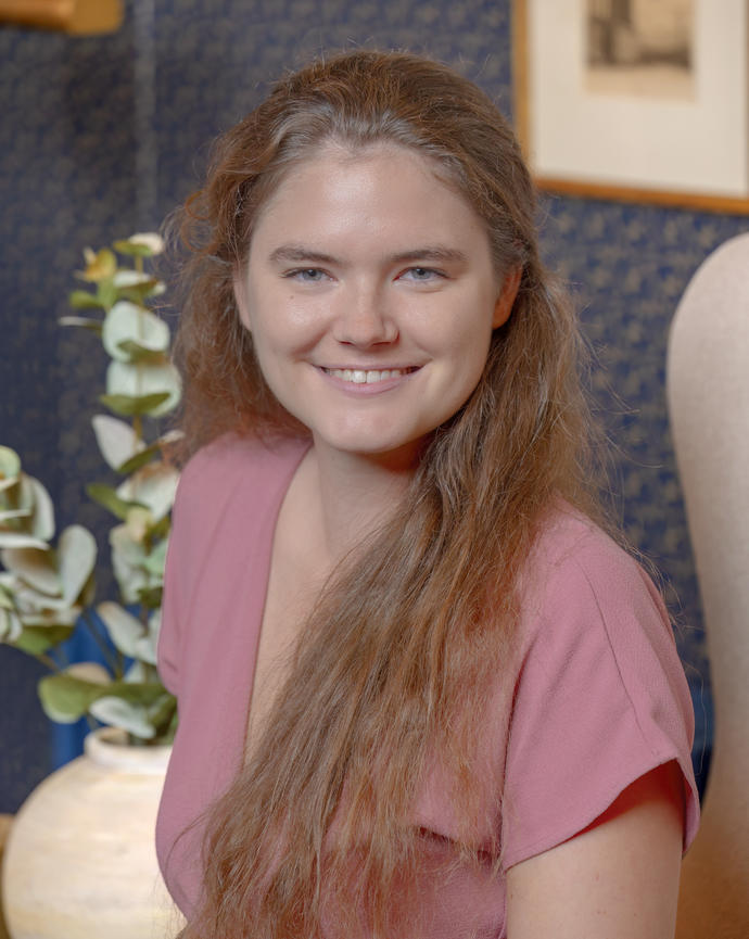 Rachael Kretsch Headshot